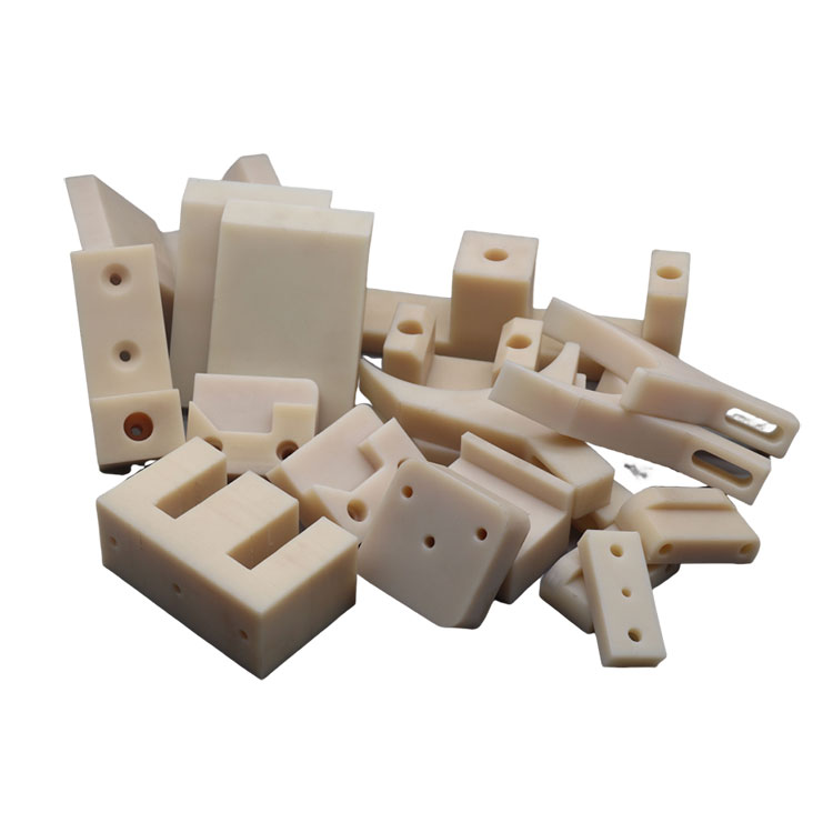 Nylon spesialformede deler